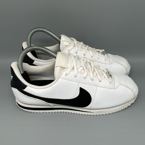 Nike Cortez Running Shoes 904764-102 Youth Sz‎ 6.5 Women's Sz 8